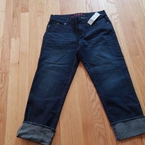Womans cropped Jean's